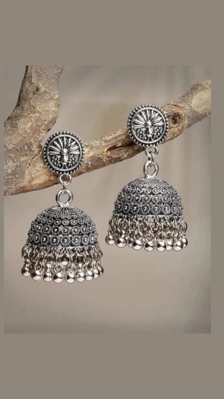 The Timeless Charm of Oxidised Silver Jhumka Earrings: A Perfect Blend of Tradition and Style